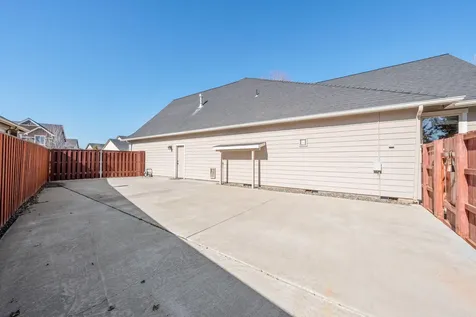 330 NW 28th Street Redmond OR 97756