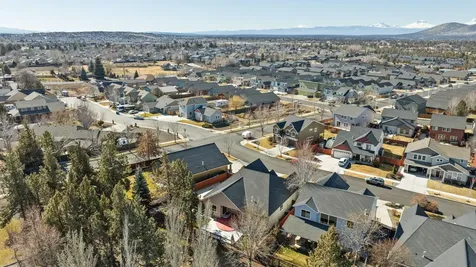 330 NW 28th Street Redmond OR 97756