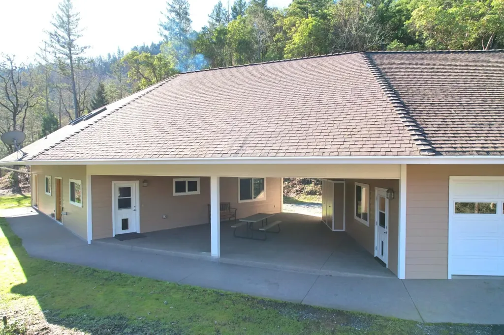 1682 Brown Road Applegate OR 97530