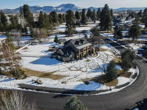 3633 Collier Lane Klamath Falls OR 97603