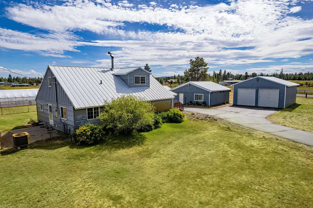 16631 Serpentine Drive La Pine OR 97739