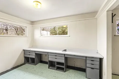 618 NE Greenfield Road Grants Pass OR 97526