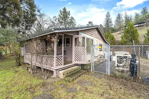 618 NE Greenfield Road Grants Pass OR 97526