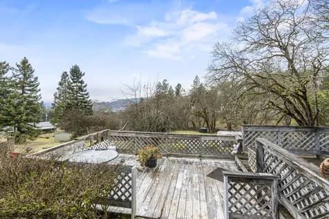 618 NE Greenfield Road Grants Pass OR 97526