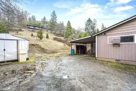 618 NE Greenfield Road Grants Pass OR 97526