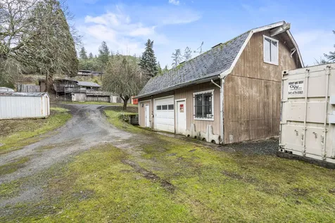 618 NE Greenfield Road Grants Pass OR 97526