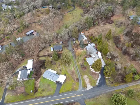 618 NE Greenfield Road Grants Pass OR 97526