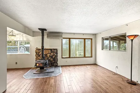 618 NE Greenfield Road Grants Pass OR 97526