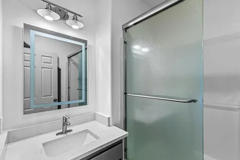 828 Roca Street Ashland OR 97520