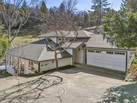 828 Roca Street Ashland OR 97520