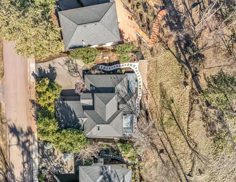 828 Roca Street Ashland OR 97520