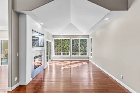 828 Roca Street Ashland OR 97520