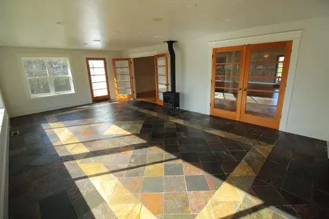 1316 NE Evans Street Grants Pass OR 97526