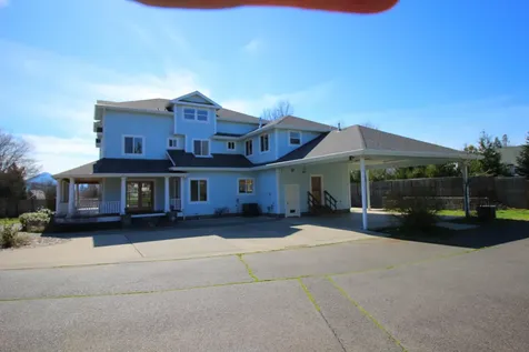 1316 NE Evans Street Grants Pass OR 97526