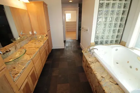 1316 NE Evans Street Grants Pass OR 97526