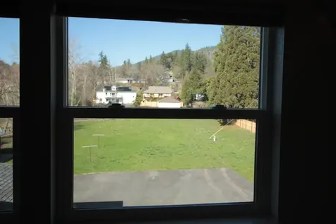 1316 NE Evans Street Grants Pass OR 97526