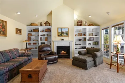4608 Eagle Trace Drive Medford OR 97504