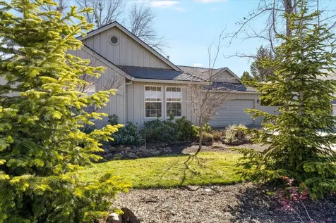 4608 Eagle Trace Drive Medford OR 97504