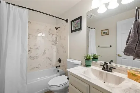 4608 Eagle Trace Drive Medford OR 97504