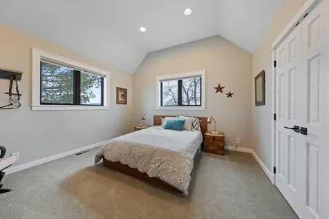 64835 Hunnell Road Bend OR 97703