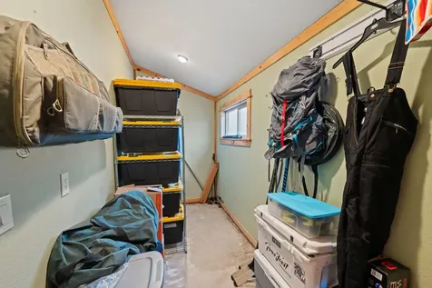 64835 Hunnell Road Bend OR 97703