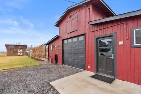 64835 Hunnell Road Bend OR 97703
