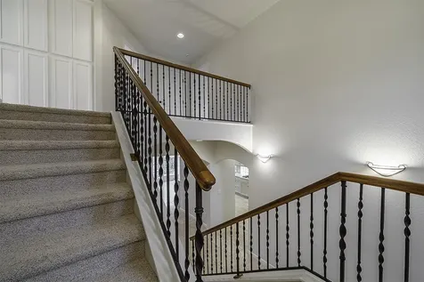 271 Island Pointe Drive Medford OR 97504