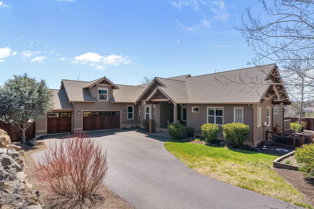 19411 W Campbell Road Bend OR 97702