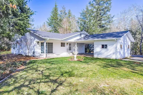 2444 Elk Lane Grants Pass OR 97527