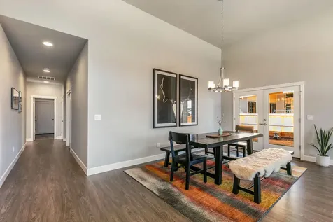 737 NW 13th Street Redmond OR 97756