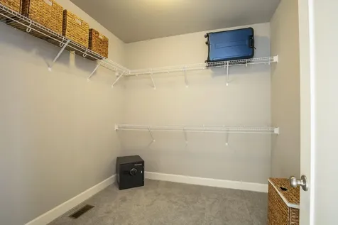 737 NW 13th Street Redmond OR 97756