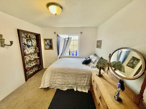 109 Shoemaker Way Grants Pass OR 97527