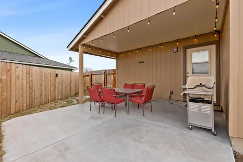 210 E Sage Lane Culver OR 97734