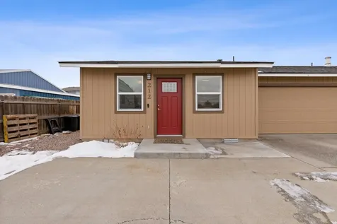 210 E Sage Lane Culver OR 97734