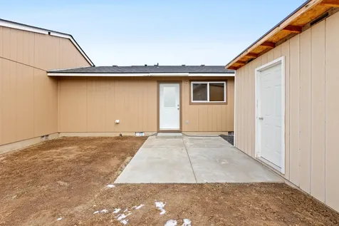 210 E Sage Lane Culver OR 97734