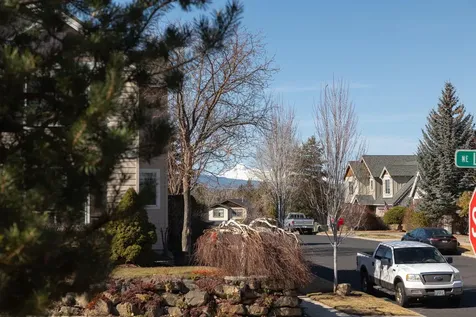 2581 NE Lynda Lane Bend OR 97701