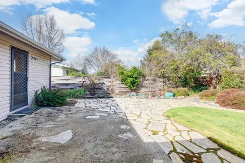 1216 NE Meier Drive Grants Pass OR 97526