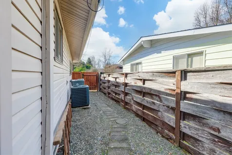 1216 NE Meier Drive Grants Pass OR 97526
