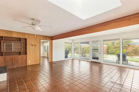 1216 NE Meier Drive Grants Pass OR 97526