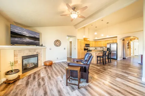 63806 Hunters Circle Bend OR 97701