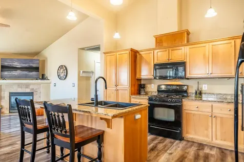 63806 Hunters Circle Bend OR 97701