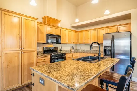 63806 Hunters Circle Bend OR 97701