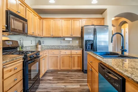 63806 Hunters Circle Bend OR 97701