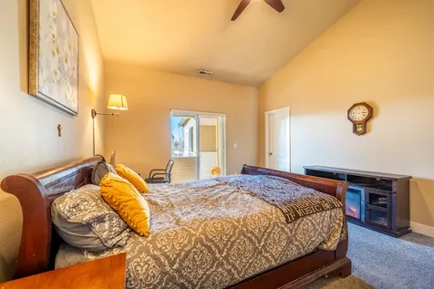 63806 Hunters Circle Bend OR 97701
