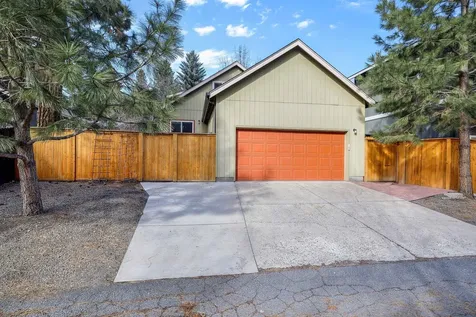 1629 NW Fresno Avenue Bend OR 97703