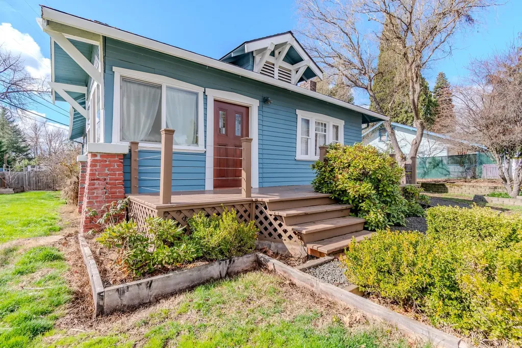 111 Kelso Street Eagle Point OR 97524