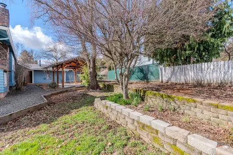 111 Kelso Street Eagle Point OR 97524