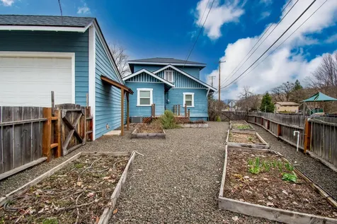 111 Kelso Street Eagle Point OR 97524