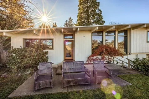 2020 Mohawk Street Ashland OR 97520