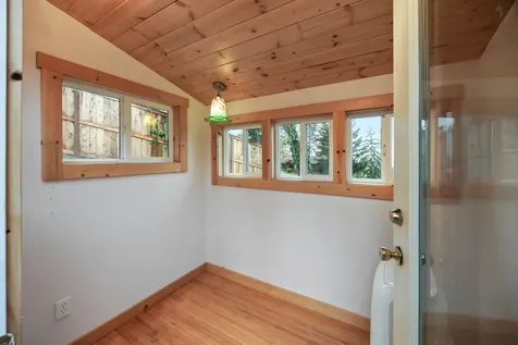 2020 Mohawk Street Ashland OR 97520